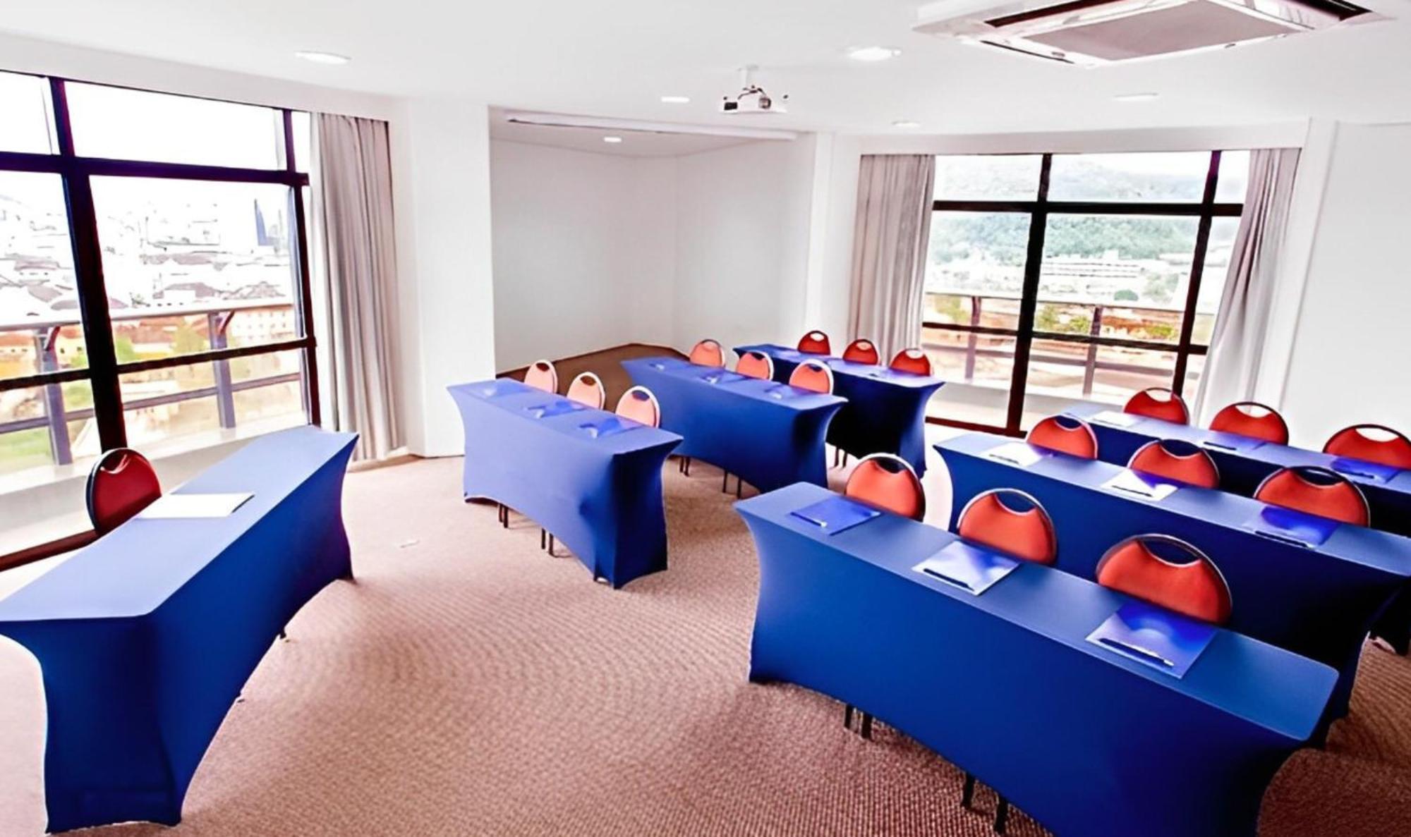 Blue Tree Towers Joinville Esterno foto